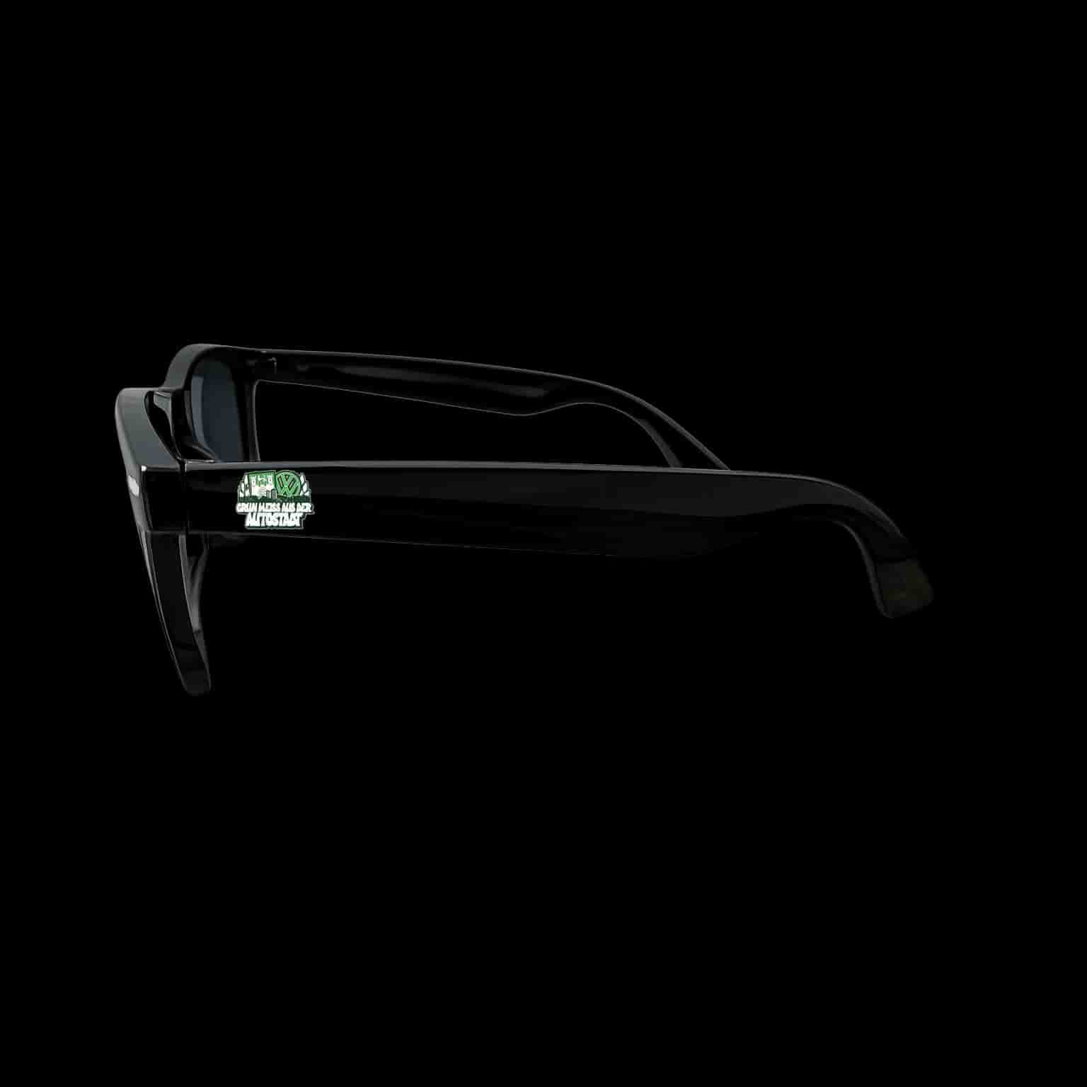 Grün weiss aus der autostadt Sunglasses