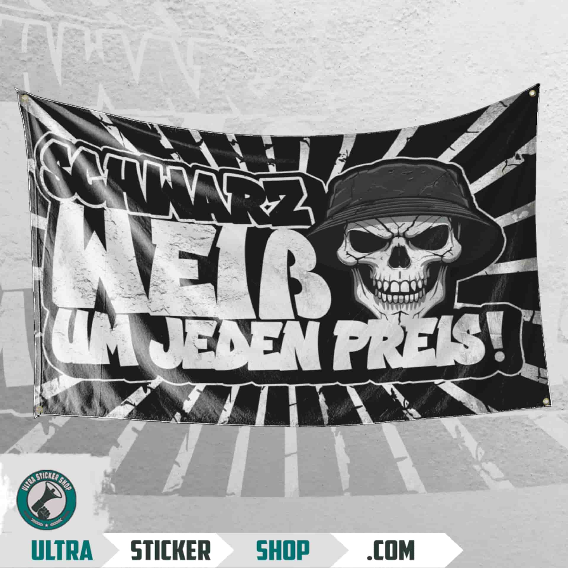 Schwarz-Weiß um jeden Preis! Flag